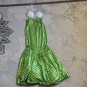 Green Mermaid Costume with Shell Top. Fits SMALL to MEDIUM, maybe A Large.